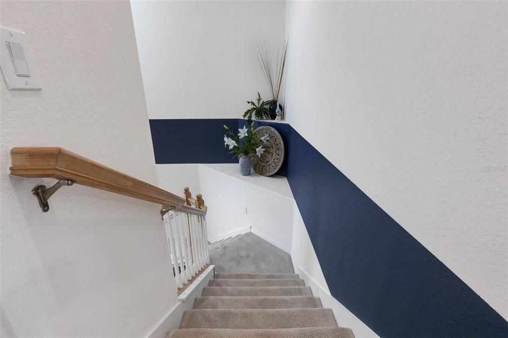 Под контрактом: $575,000 (3 спален, 2 ванн, 2108 Квадратных фут)