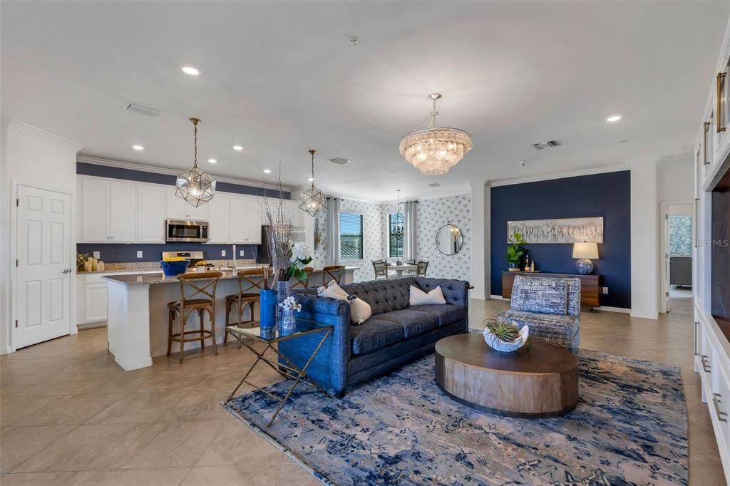 Под контрактом: $575,000 (3 спален, 2 ванн, 2108 Квадратных фут)