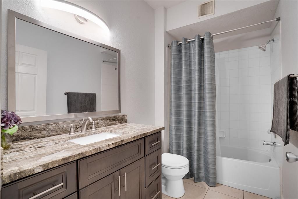 En Venta: $145,000 (2 camas, 2 baños, 1051 Pies cuadrados)