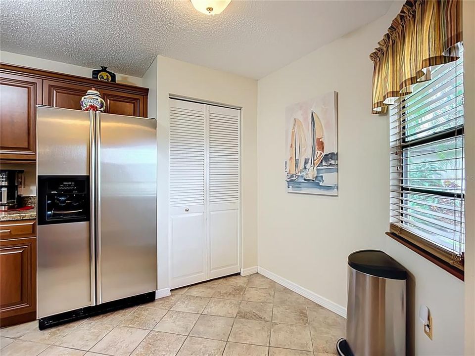 Activo con contrato: $279,900 (2 camas, 2 baños, 1443 Pies cuadrados)