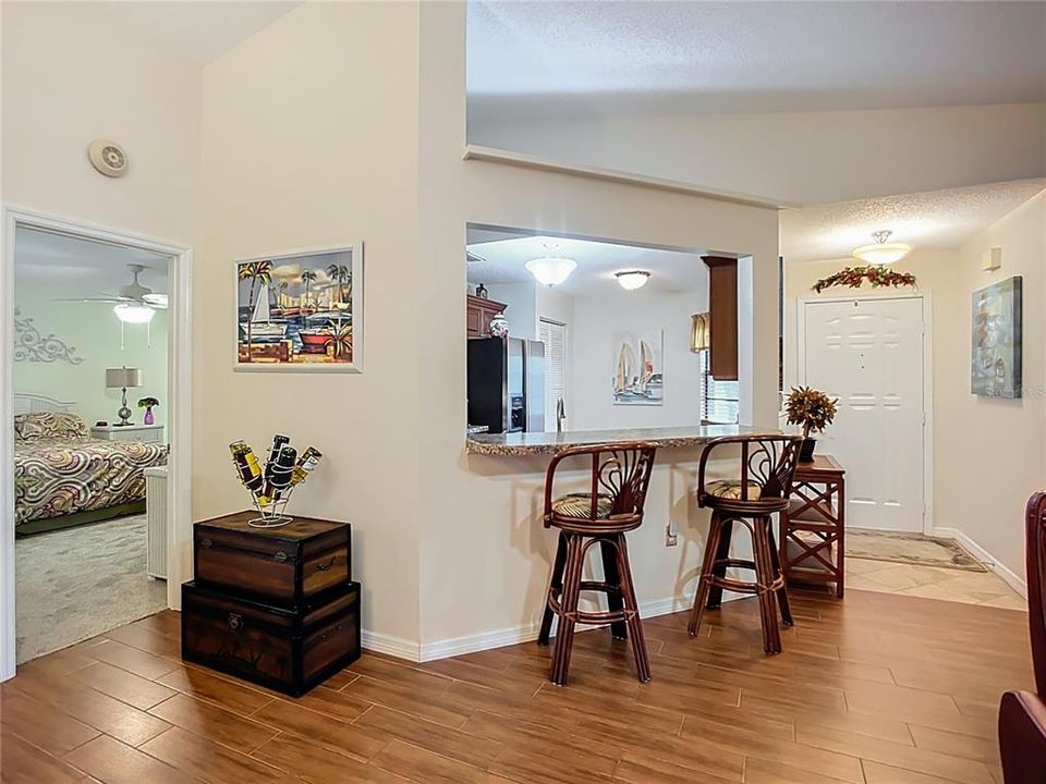 Activo con contrato: $279,900 (2 camas, 2 baños, 1443 Pies cuadrados)