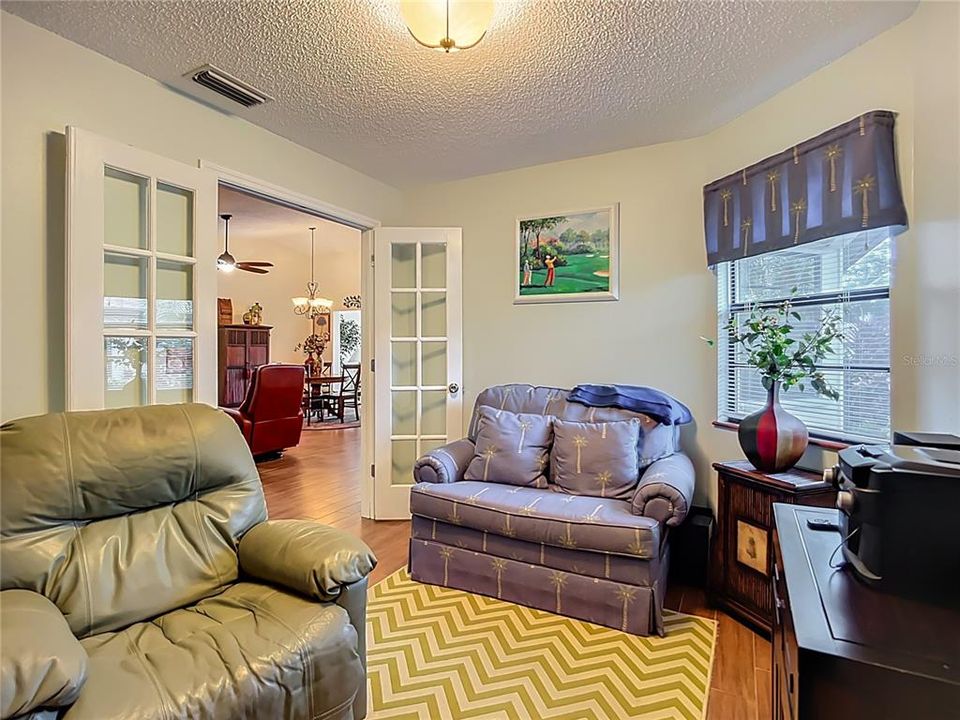 Activo con contrato: $279,900 (2 camas, 2 baños, 1443 Pies cuadrados)