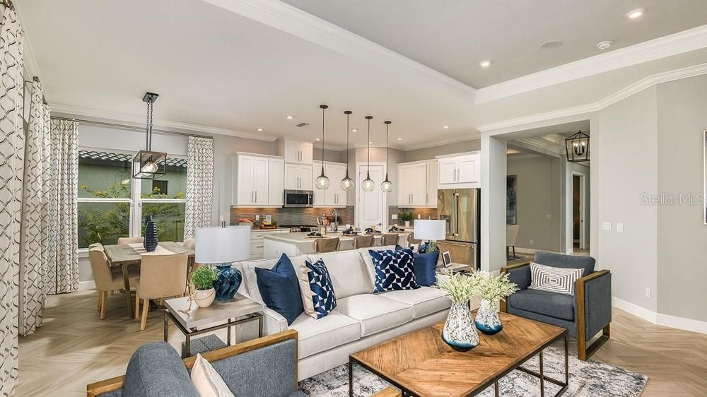 Active With Contract: $688,804 (3 beds, 3 baths, 2100 Square Feet)