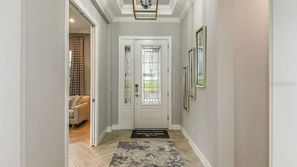 Active With Contract: $688,804 (3 beds, 3 baths, 2100 Square Feet)