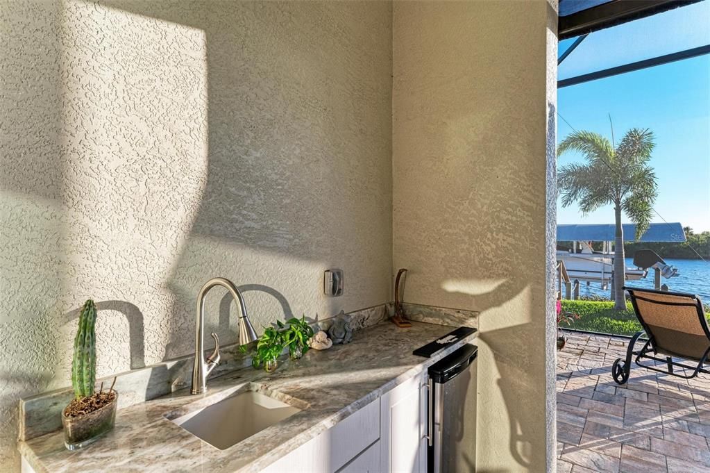 For Sale: $1,425,000 (3 beds, 3 baths, 2643 Square Feet)