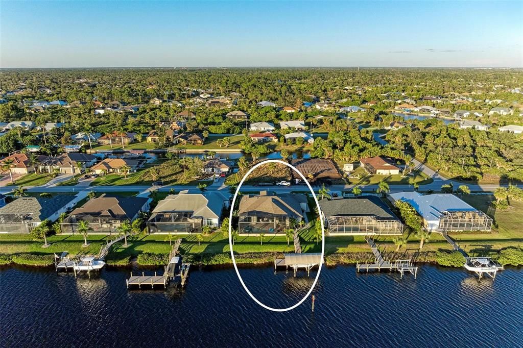 For Sale: $1,425,000 (3 beds, 3 baths, 2643 Square Feet)