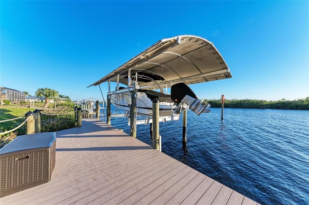 For Sale: $1,425,000 (3 beds, 3 baths, 2643 Square Feet)