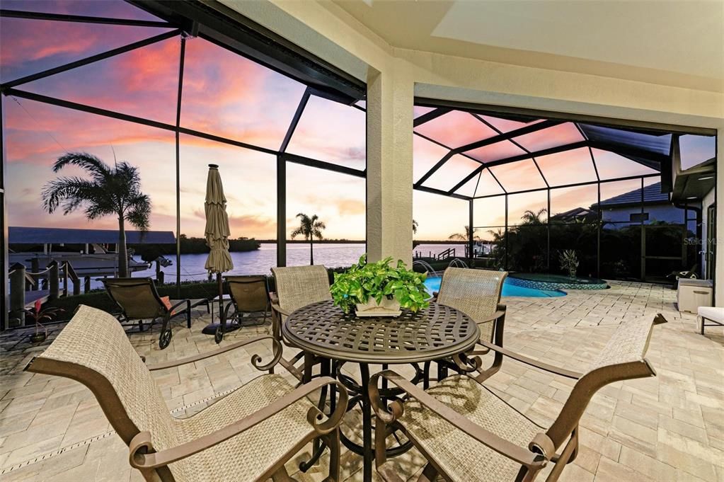 For Sale: $1,425,000 (3 beds, 3 baths, 2643 Square Feet)