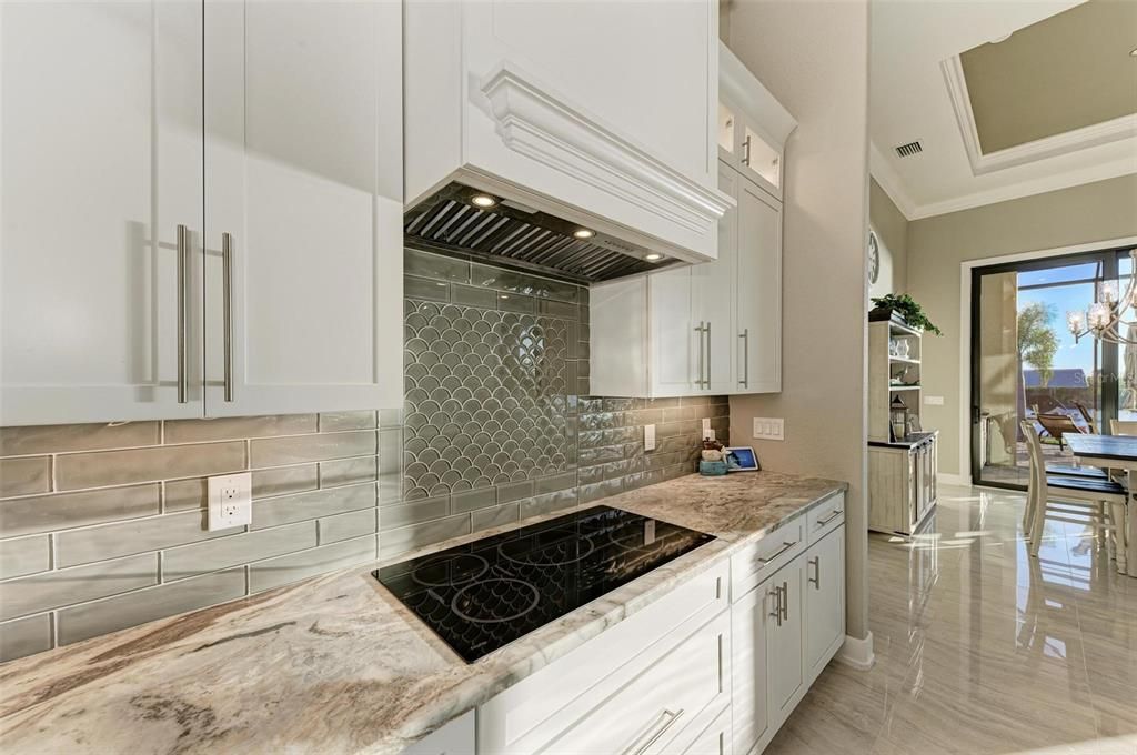 For Sale: $1,425,000 (3 beds, 3 baths, 2643 Square Feet)