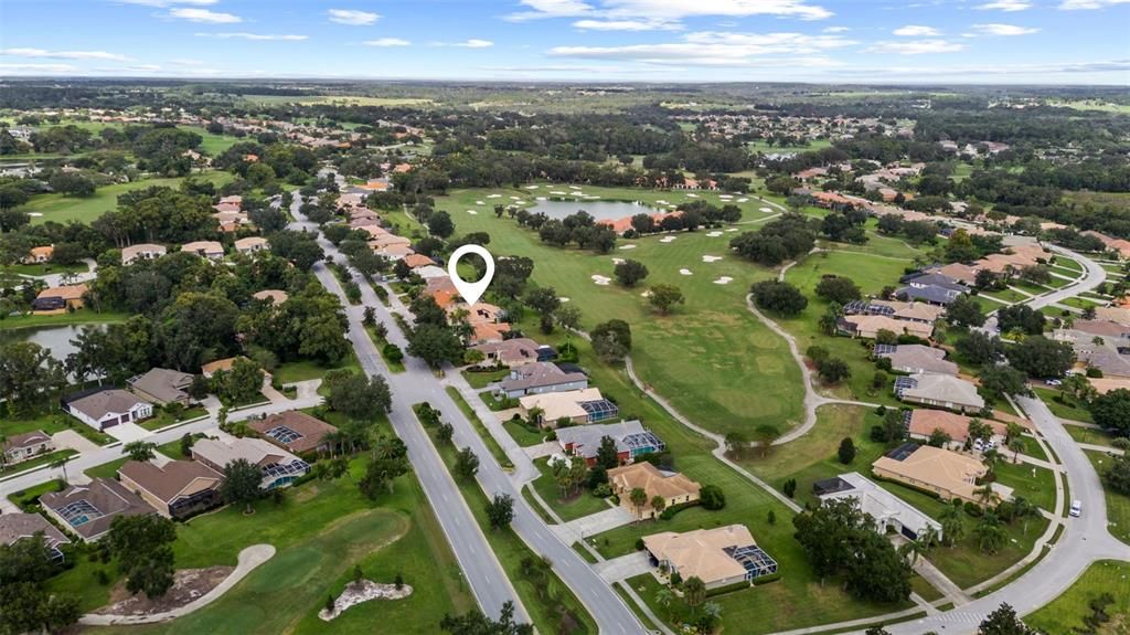 Activo con contrato: $725,000 (4 camas, 3 baños, 2749 Pies cuadrados)