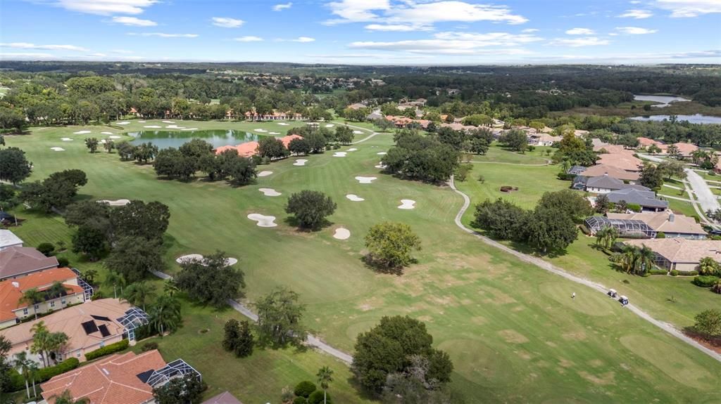 Activo con contrato: $725,000 (4 camas, 3 baños, 2749 Pies cuadrados)