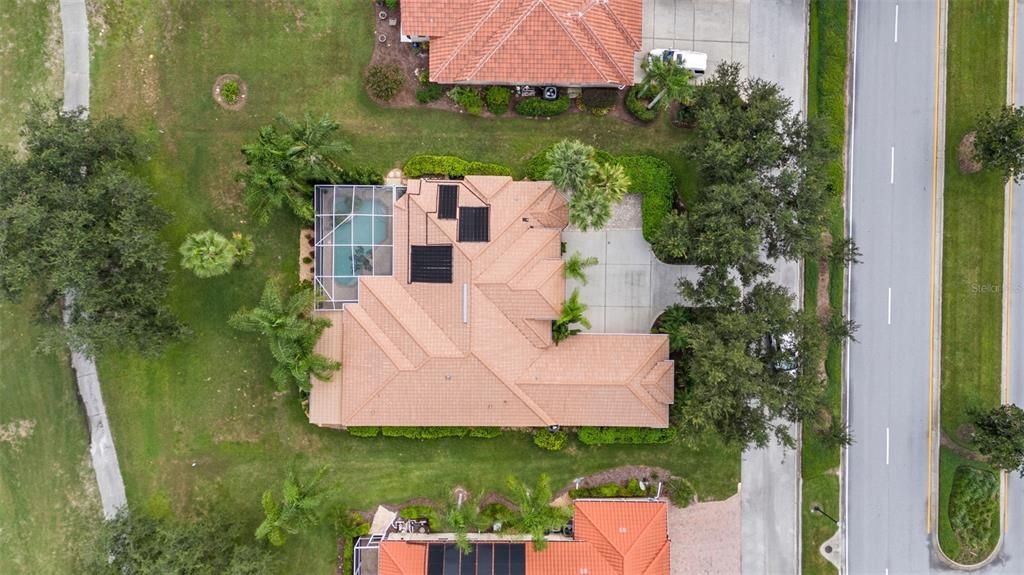 Activo con contrato: $725,000 (4 camas, 3 baños, 2749 Pies cuadrados)