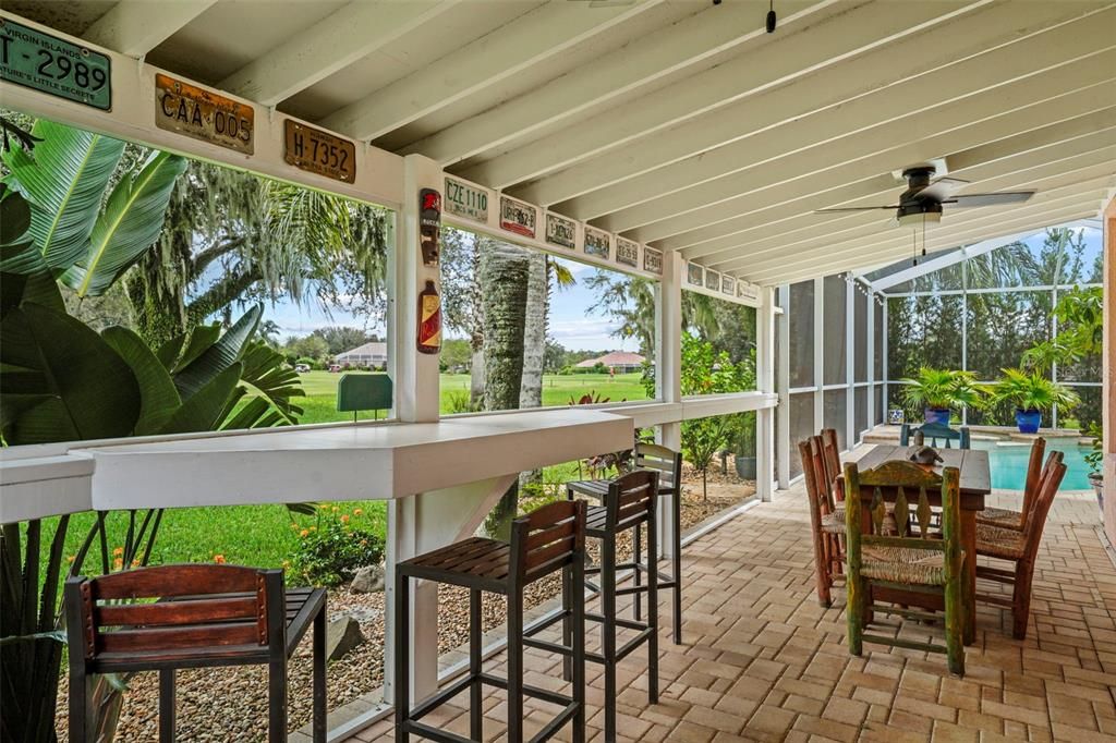 Activo con contrato: $725,000 (4 camas, 3 baños, 2749 Pies cuadrados)