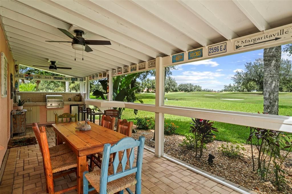 Activo con contrato: $725,000 (4 camas, 3 baños, 2749 Pies cuadrados)