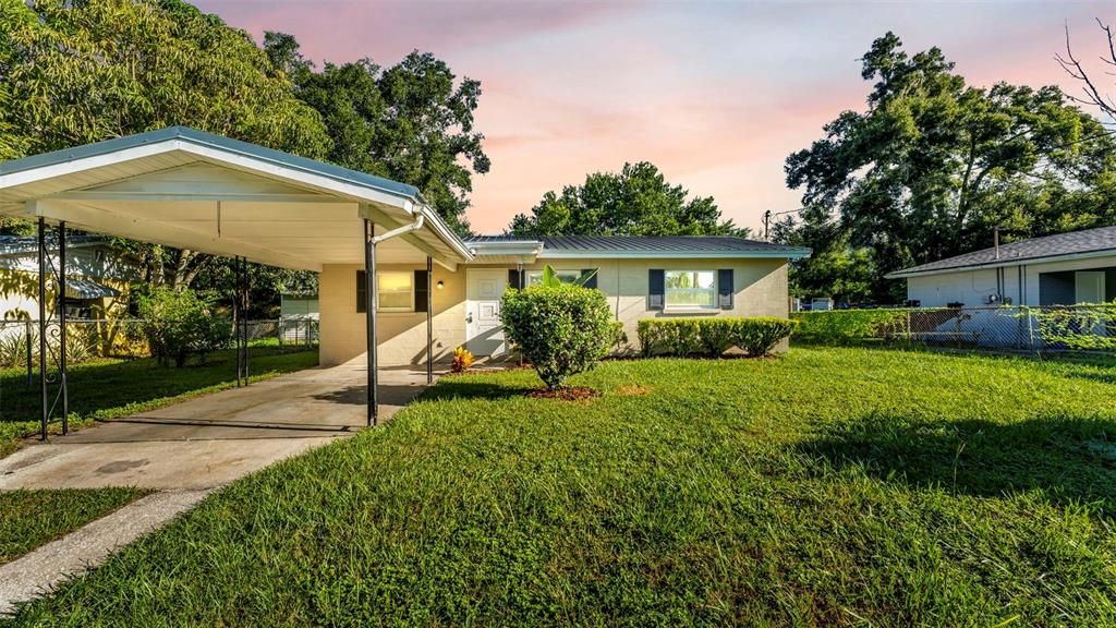 Activo con contrato: $219,900 (3 camas, 1 baños, 888 Pies cuadrados)