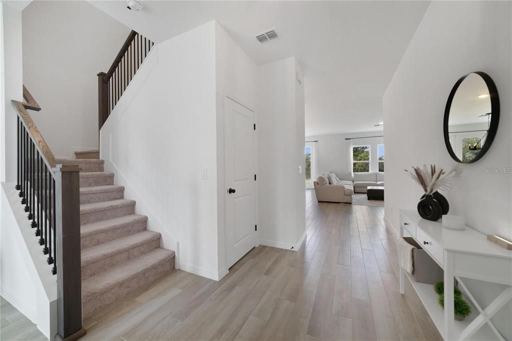 For Sale: $499,999 (5 beds, 3 baths, 2882 Square Feet)