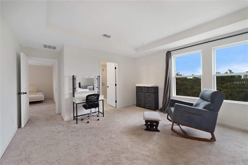 For Sale: $499,999 (5 beds, 3 baths, 2882 Square Feet)