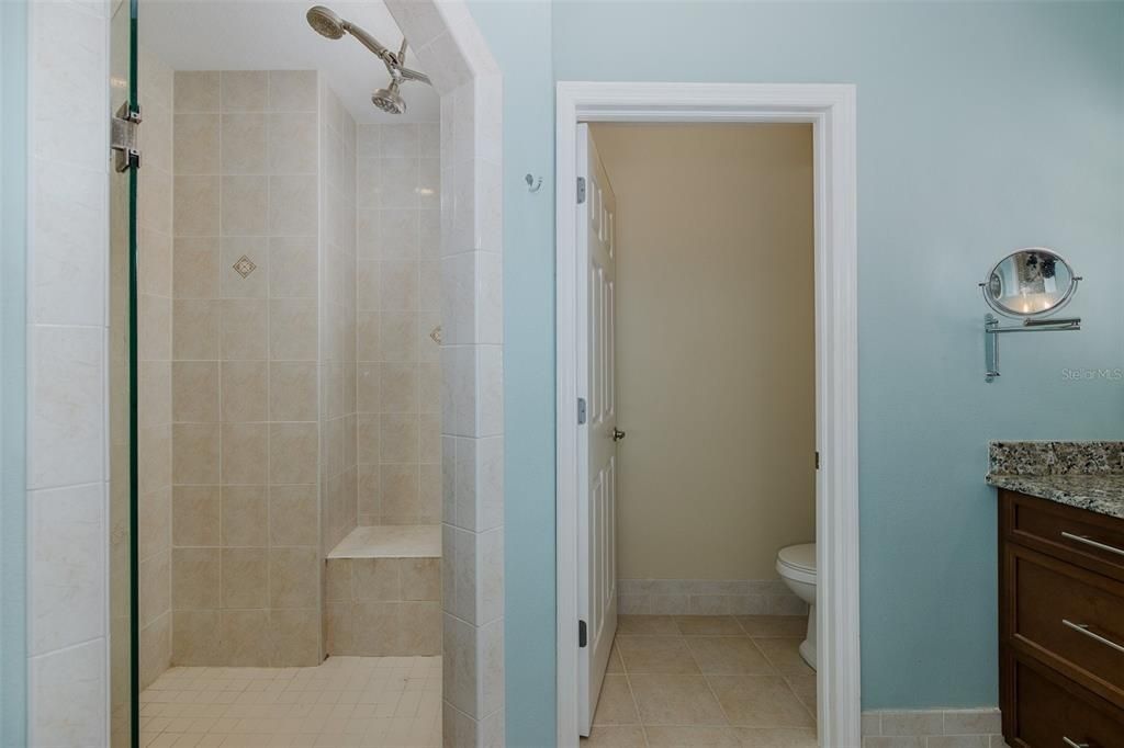 待售: $895,000 (3 贝兹, 3 浴室, 2455 平方英尺)