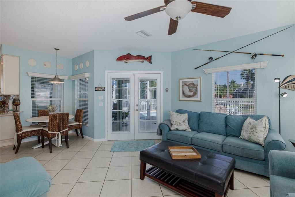 待售: $895,000 (3 贝兹, 3 浴室, 2455 平方英尺)