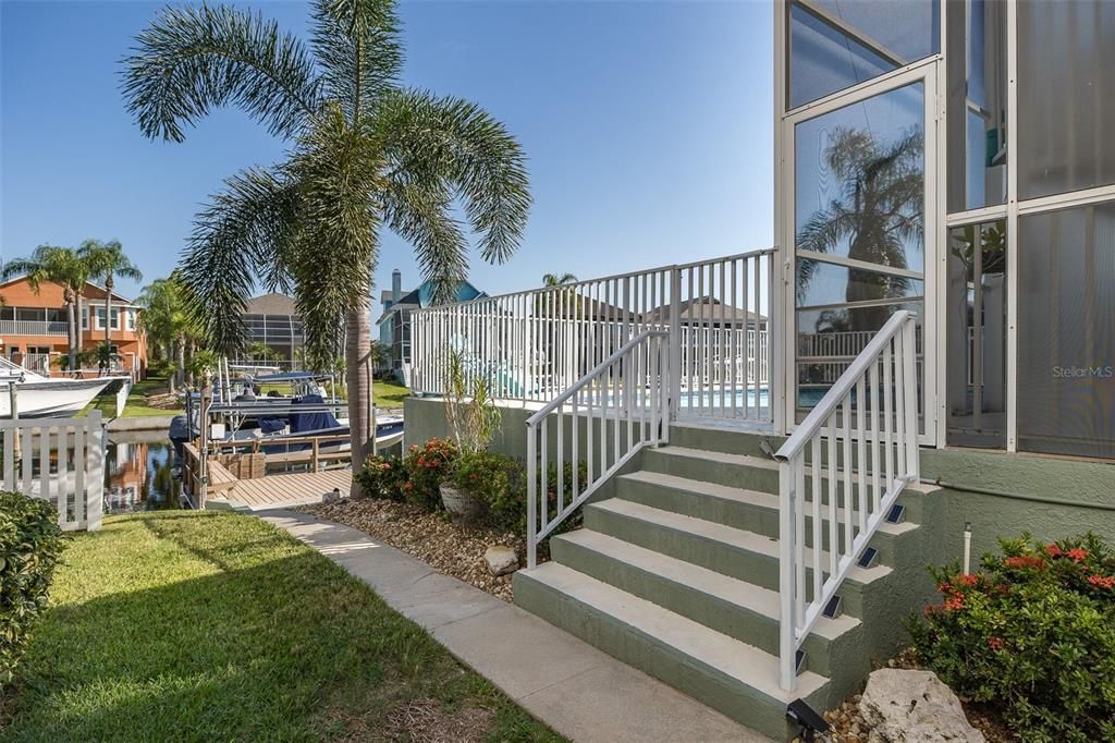 待售: $895,000 (3 贝兹, 3 浴室, 2455 平方英尺)