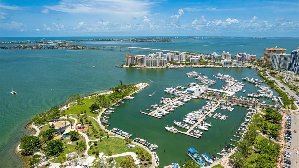 For Sale: $1,440,000 (4 beds, 4 baths, 3249 Square Feet)