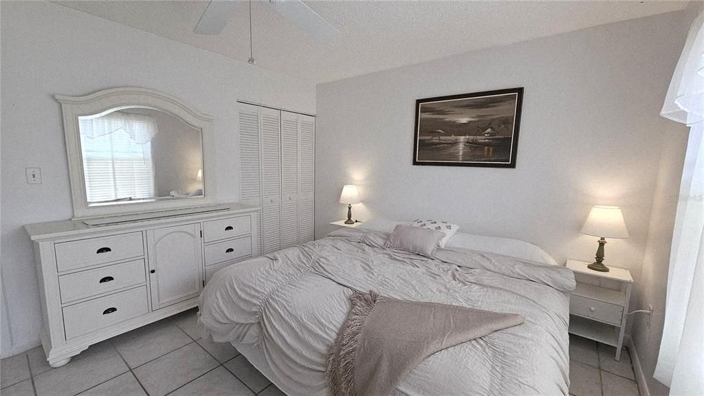 В аренду: $2,700 (2 спален, 1 ванн, 918 Квадратных фут)