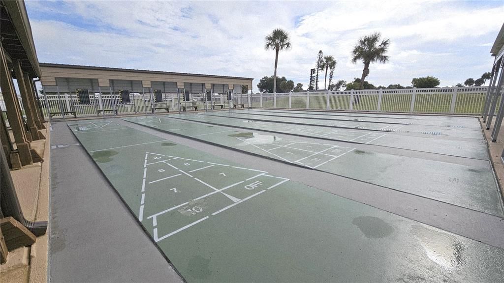 В аренду: $2,700 (2 спален, 1 ванн, 918 Квадратных фут)