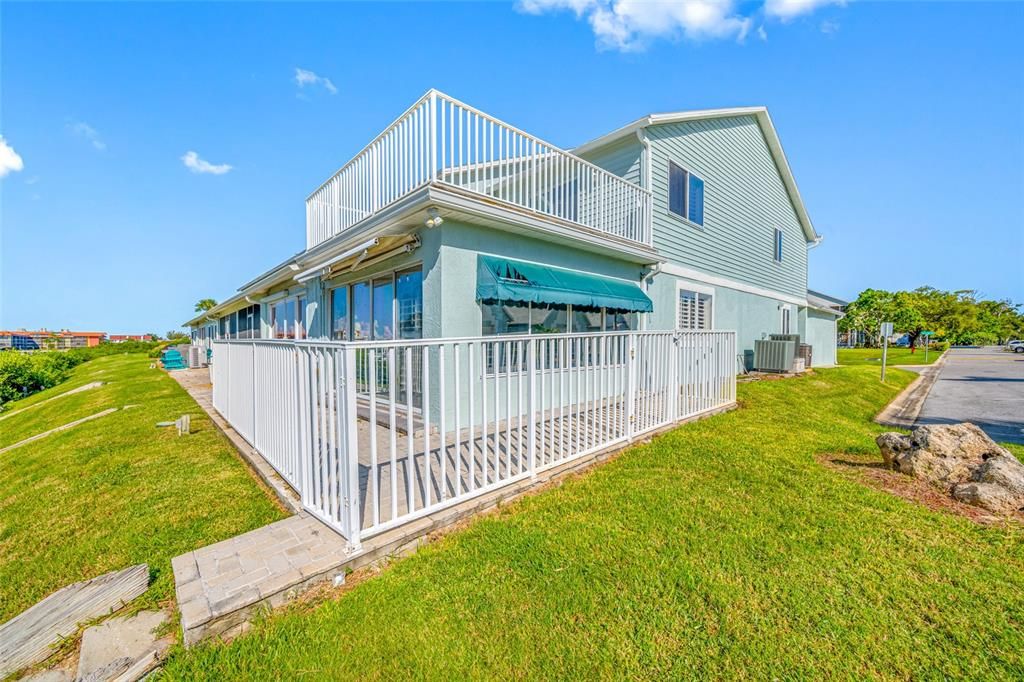 En Venta: $549,999 (3 camas, 2 baños, 1420 Pies cuadrados)