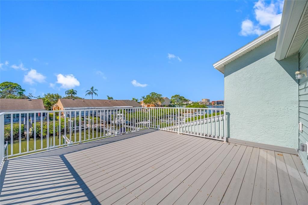 En Venta: $549,999 (3 camas, 2 baños, 1420 Pies cuadrados)