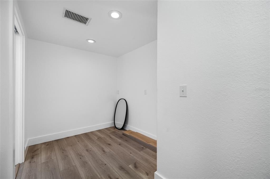 En Venta: $549,999 (3 camas, 2 baños, 1420 Pies cuadrados)