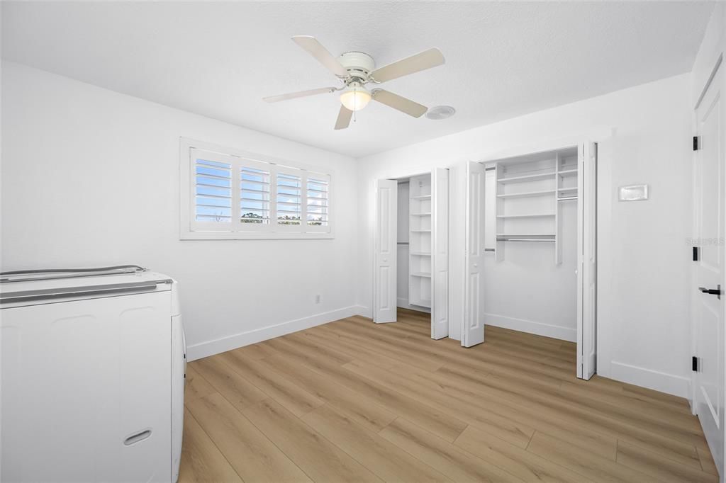 En Venta: $549,999 (3 camas, 2 baños, 1420 Pies cuadrados)