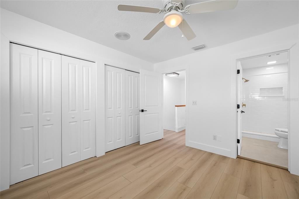 En Venta: $549,999 (3 camas, 2 baños, 1420 Pies cuadrados)