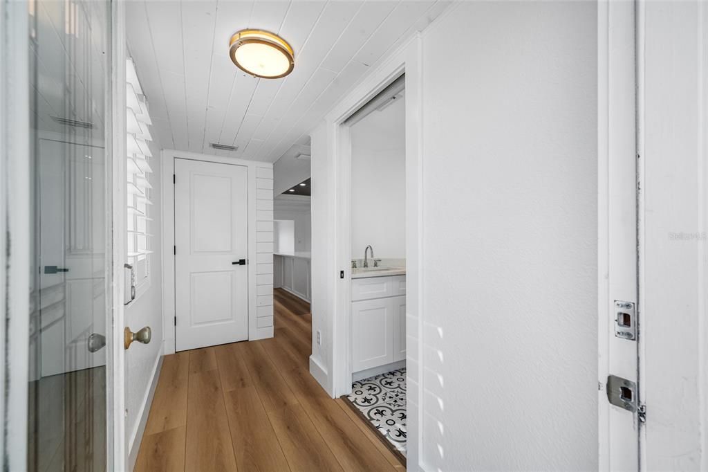 En Venta: $549,999 (3 camas, 2 baños, 1420 Pies cuadrados)