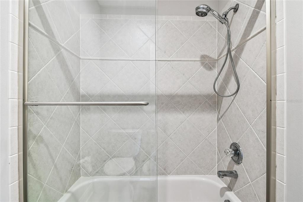 待售: $1,400,000 (5 贝兹, 4 浴室, 3962 平方英尺)