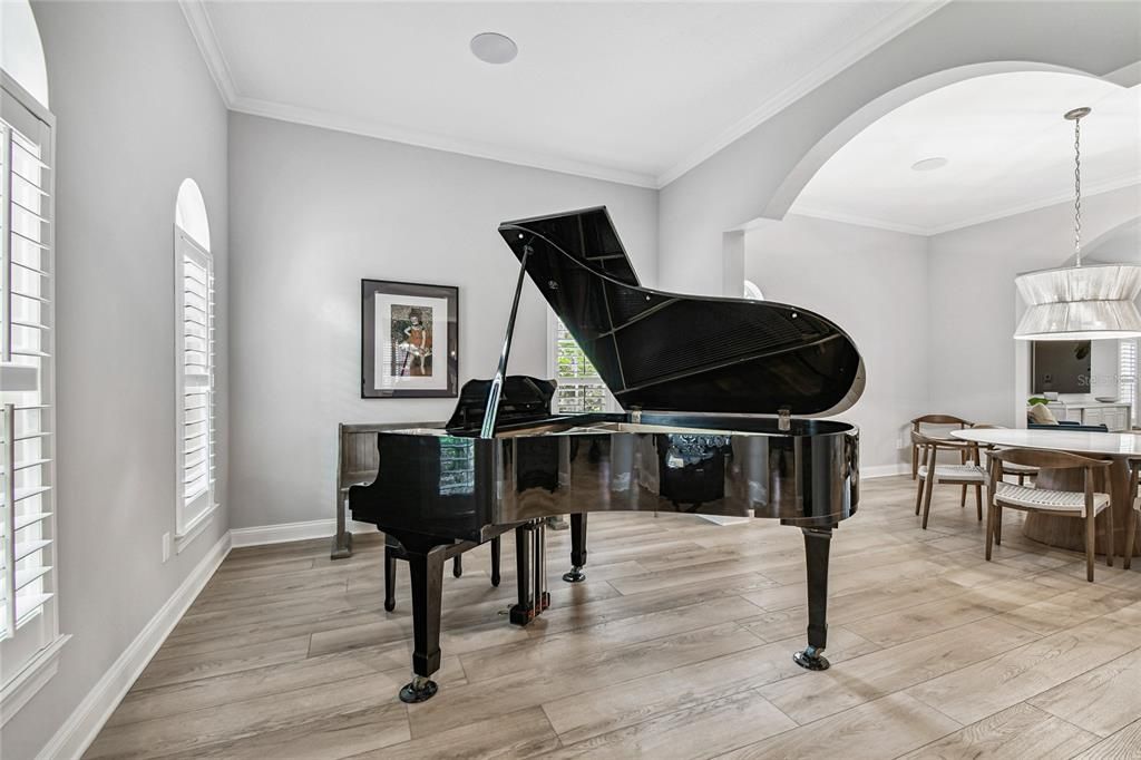 待售: $1,400,000 (5 贝兹, 4 浴室, 3962 平方英尺)