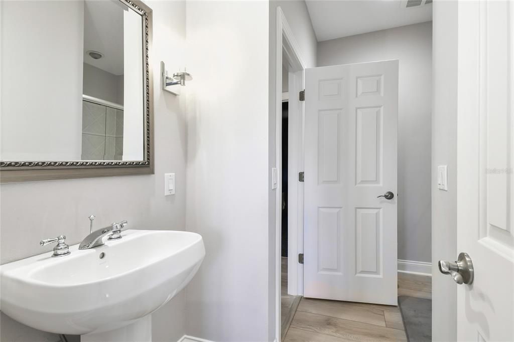 待售: $1,400,000 (5 贝兹, 4 浴室, 3962 平方英尺)