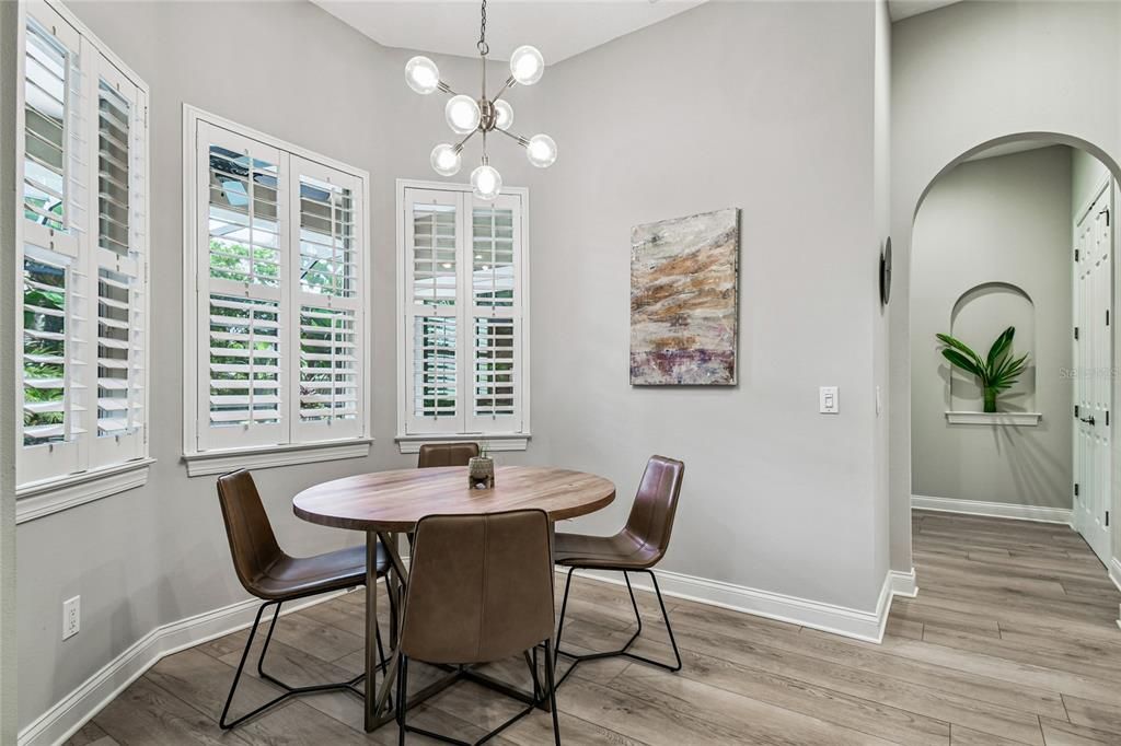 待售: $1,400,000 (5 贝兹, 4 浴室, 3962 平方英尺)