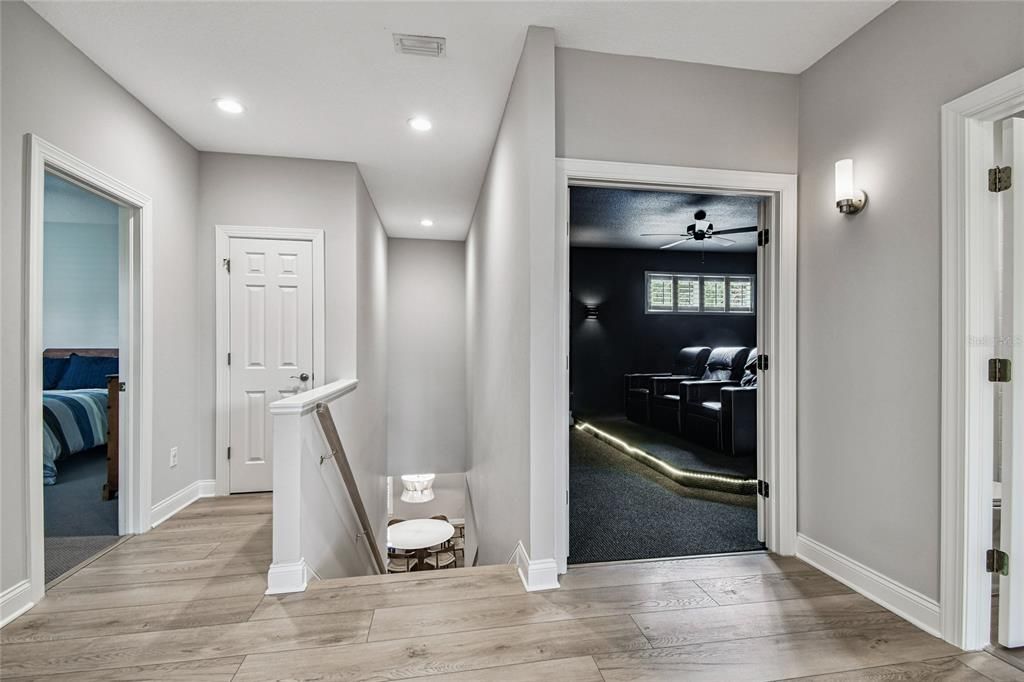 待售: $1,400,000 (5 贝兹, 4 浴室, 3962 平方英尺)