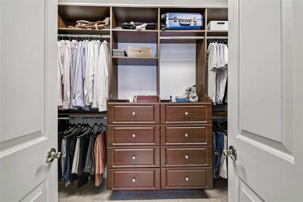 待售: $1,400,000 (5 贝兹, 4 浴室, 3962 平方英尺)