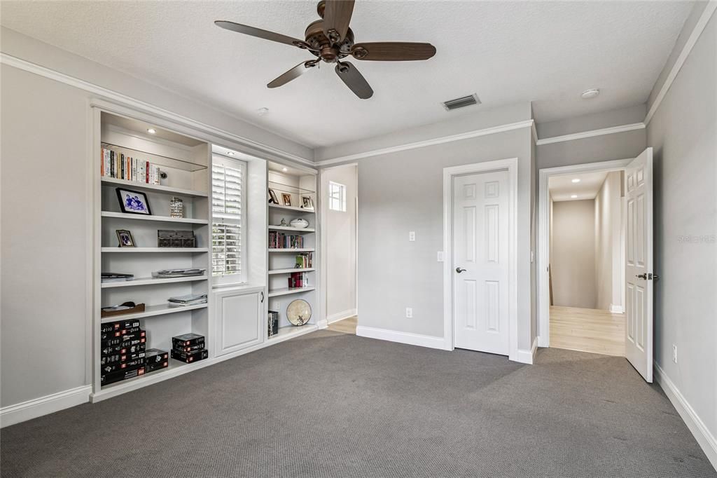 待售: $1,400,000 (5 贝兹, 4 浴室, 3962 平方英尺)