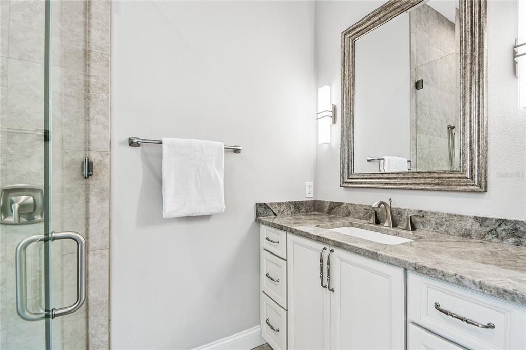 待售: $1,400,000 (5 贝兹, 4 浴室, 3962 平方英尺)