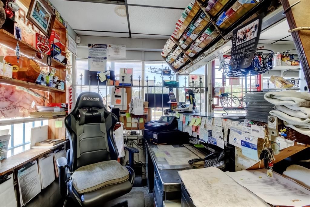 For Sale: $1,150,000 (0 beds, 0 baths, 1377 Square Feet)