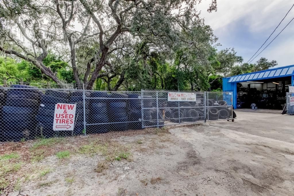 For Sale: $1,150,000 (0 beds, 0 baths, 1377 Square Feet)