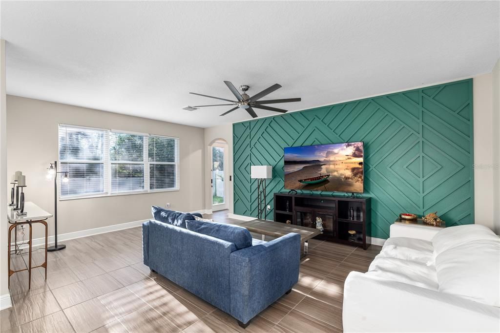 For Sale: $624,900 (5 beds, 3 baths, 3531 Square Feet)