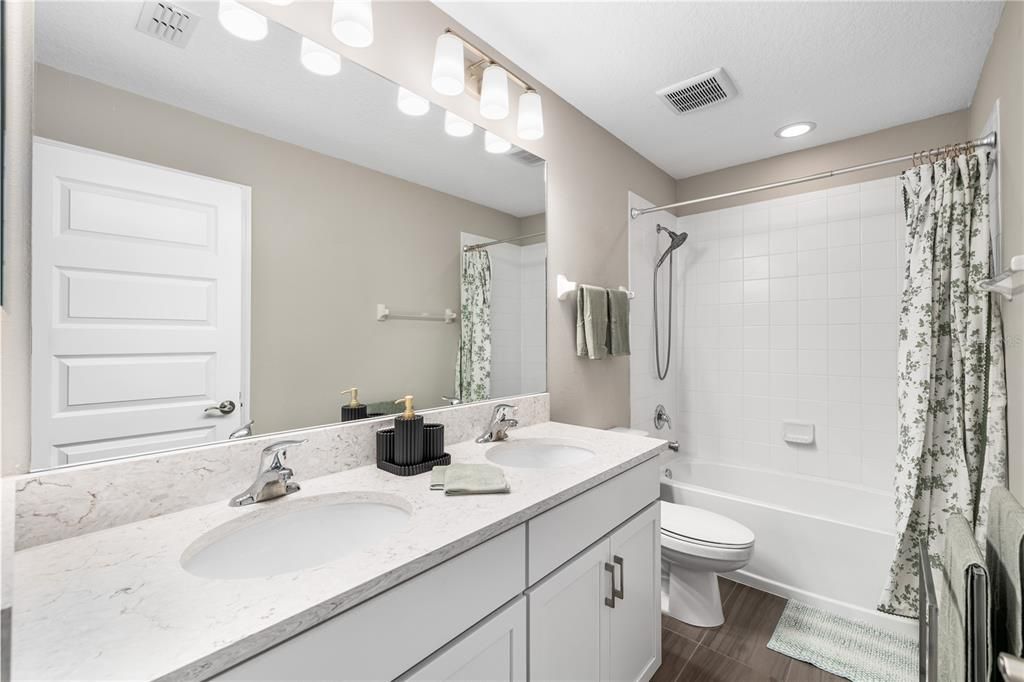 For Sale: $624,900 (5 beds, 3 baths, 3531 Square Feet)