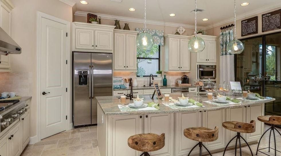 Active With Contract: $639,999 (3 beds, 3 baths, 2397 Square Feet)