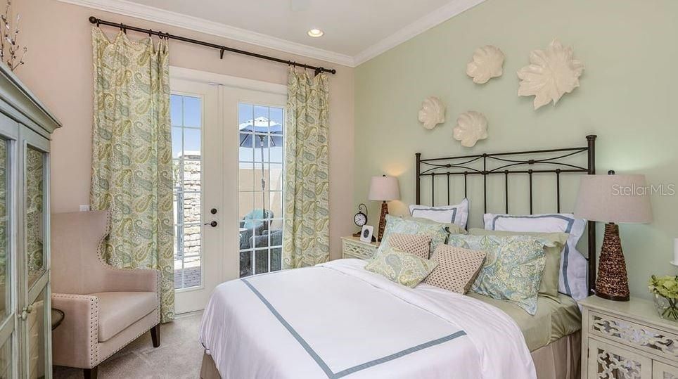 Active With Contract: $639,999 (3 beds, 3 baths, 2397 Square Feet)