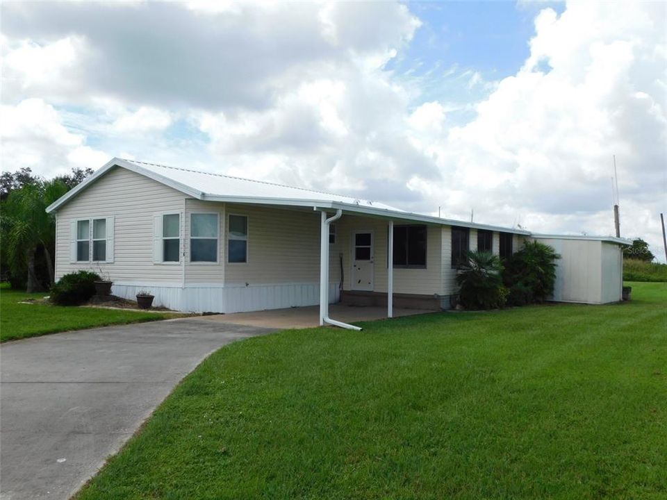 Active With Contract: $188,000 (2 beds, 2 baths, 1278 Square Feet)