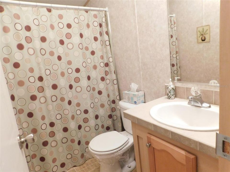 Active With Contract: $188,000 (2 beds, 2 baths, 1278 Square Feet)