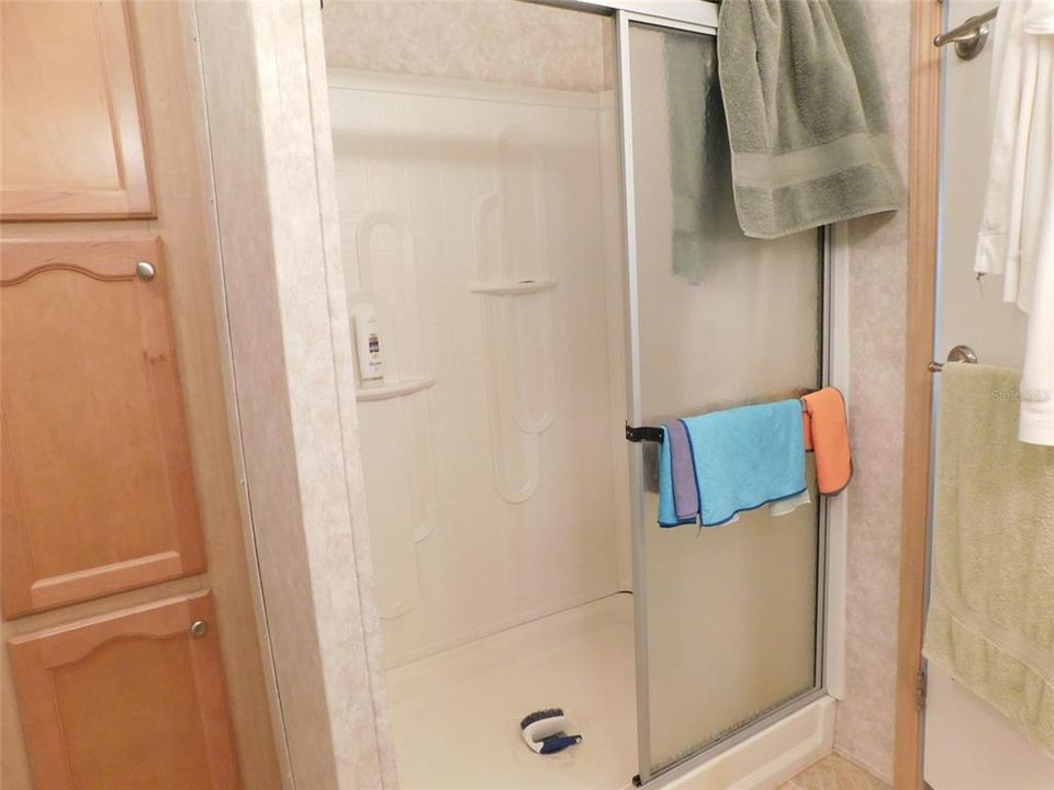 Active With Contract: $188,000 (2 beds, 2 baths, 1278 Square Feet)